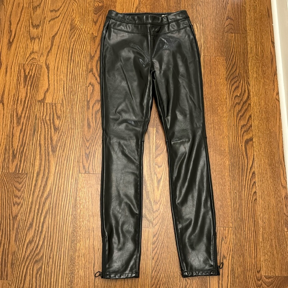 BLANK NYC shiny faux leather leggings